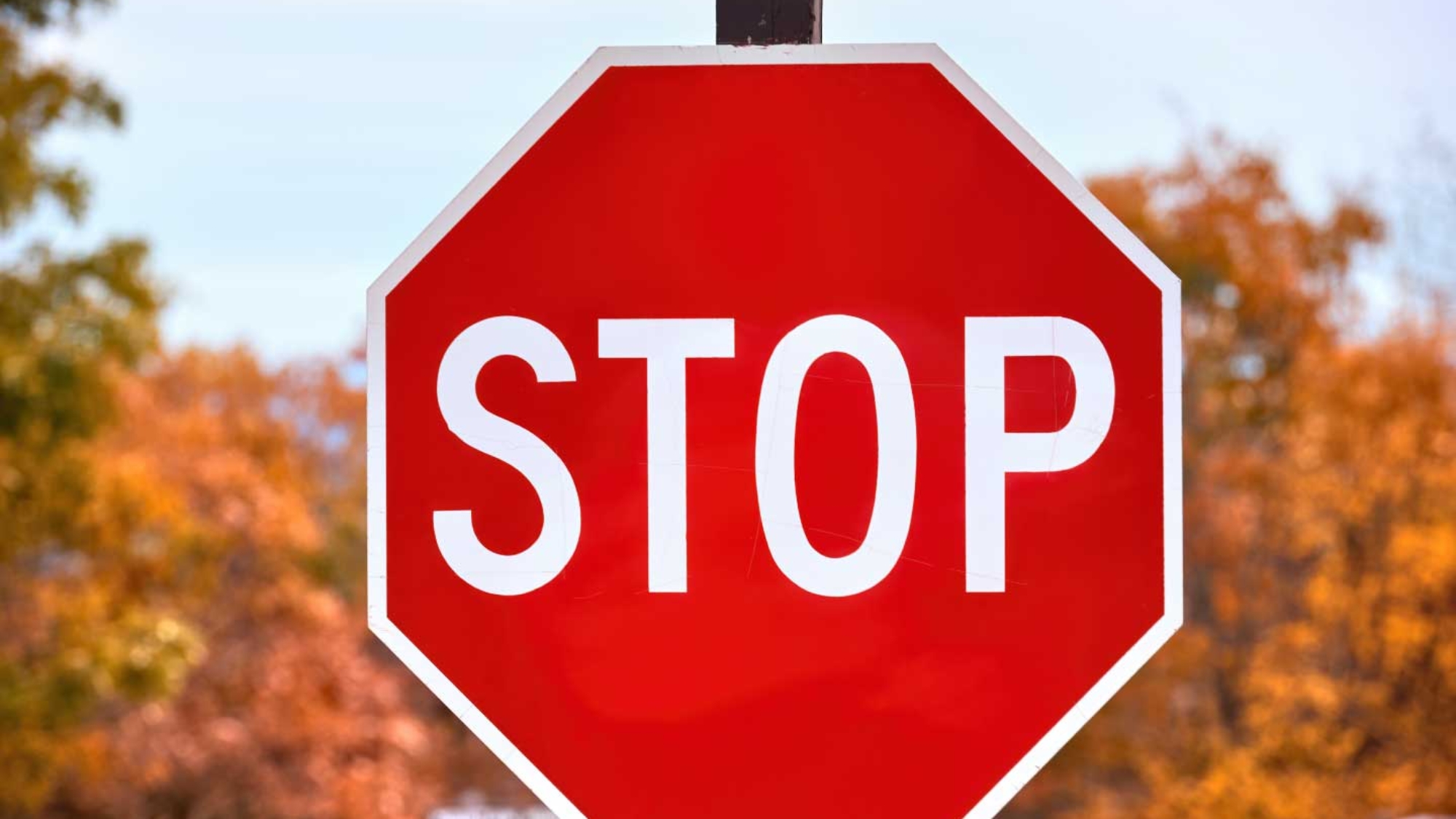 frena-senal-stop